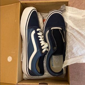 Mens 7.5 Old Skool Pro Vans with Ultra Cush HD